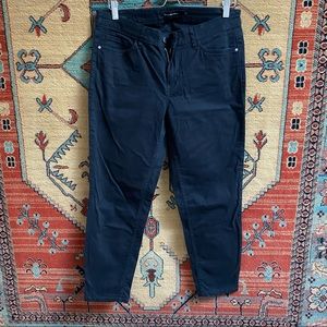 2/$28 💗 Calvin Klein Jeans